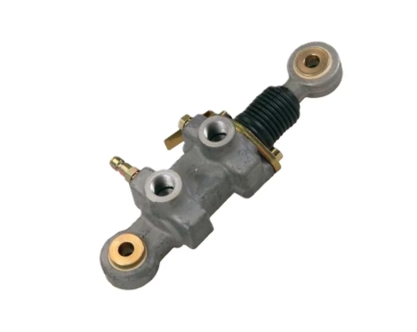 Clutch Master Cylinder1306842 DAF